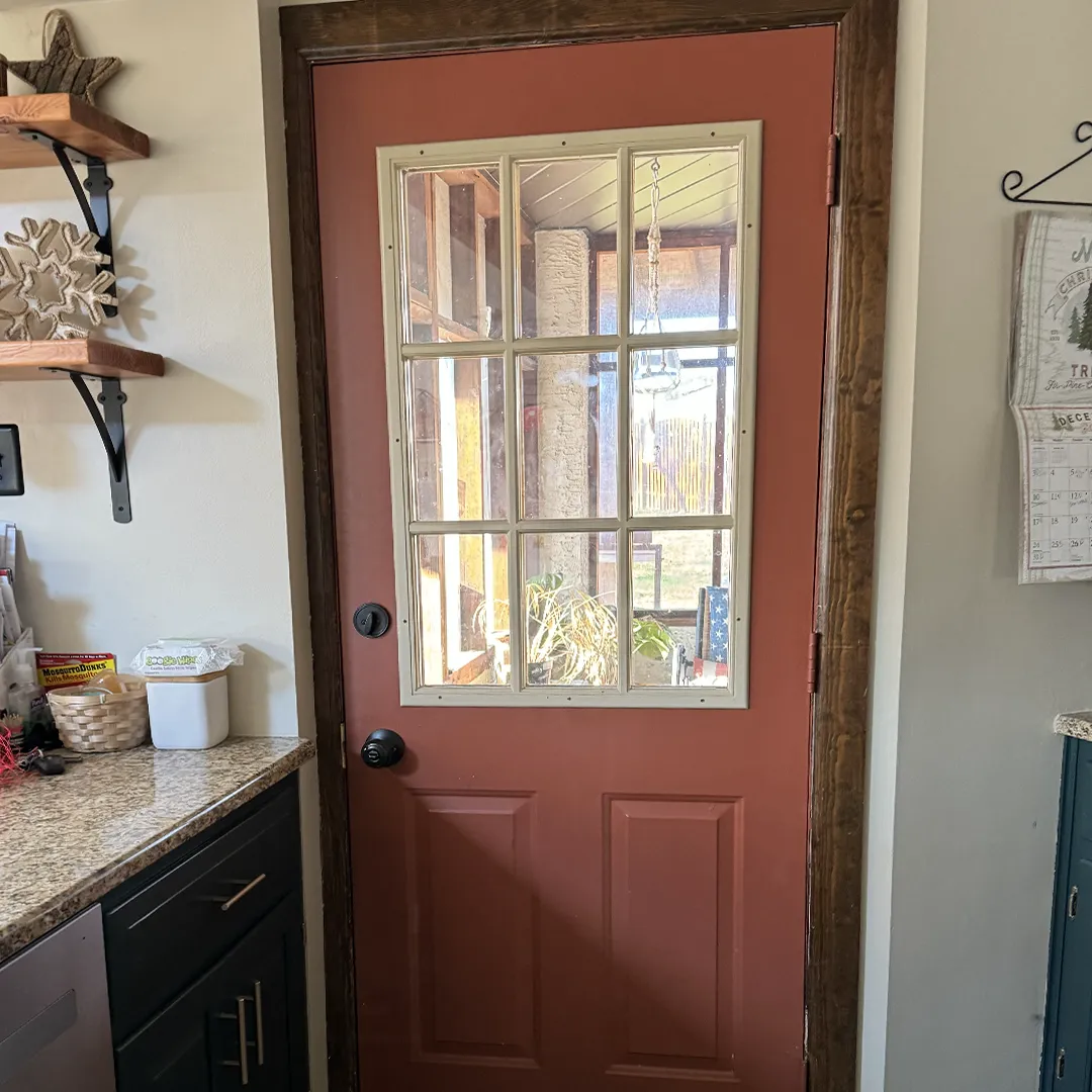 Interior entry door before replacement