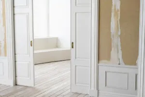 door-frame-cosmetic-warning-signs